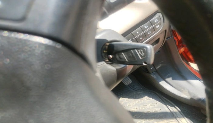 2016 Fiat URBAN CROSS 1.4 T-JET EMOTION, Petrol, Manual, 32,253 km, interior