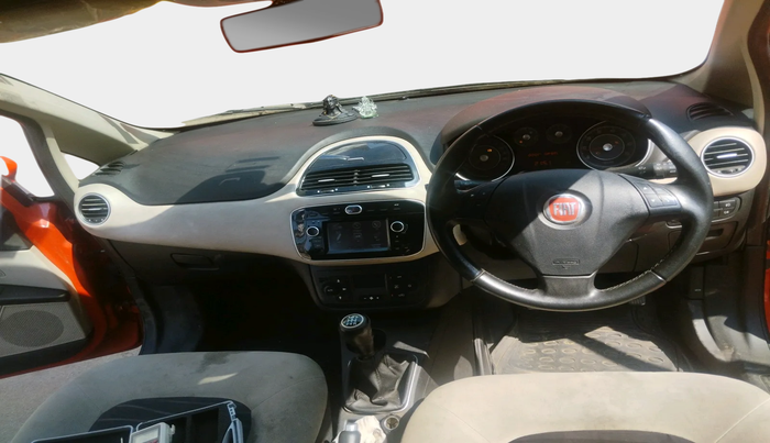 2016 Fiat URBAN CROSS 1.4 T-JET EMOTION, Petrol, Manual, 32,253 km, interior