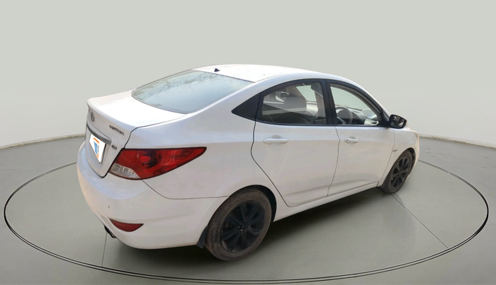 2011 Hyundai Verna FLUIDIC 1.6 CRDI SX, Diesel, Manual, 1,35,751 km, exterior