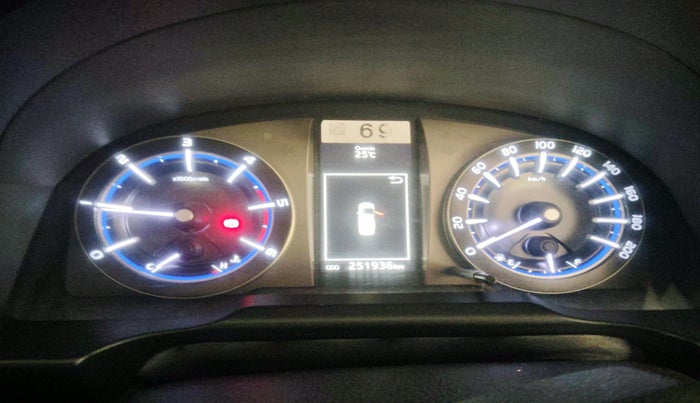 2016 Toyota Innova Crysta 2.4 ZX AT 7 STR, Diesel, Automatic, 2,51,936 km, interior