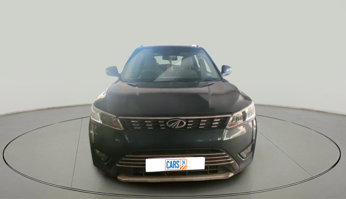 2021 Mahindra XUV300 W8 (O) 1.2 PETROL AMT, Petrol, Automatic, 55,198 km, exterior