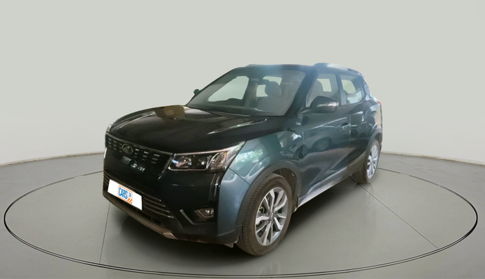 2021 Mahindra XUV300 W8 (O) 1.2 PETROL AMT, Petrol, Automatic, 55,198 km, exterior