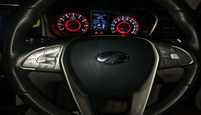 2021 Mahindra XUV300 W8 (O) 1.2 PETROL AMT, Petrol, Automatic, 55,198 km, interior