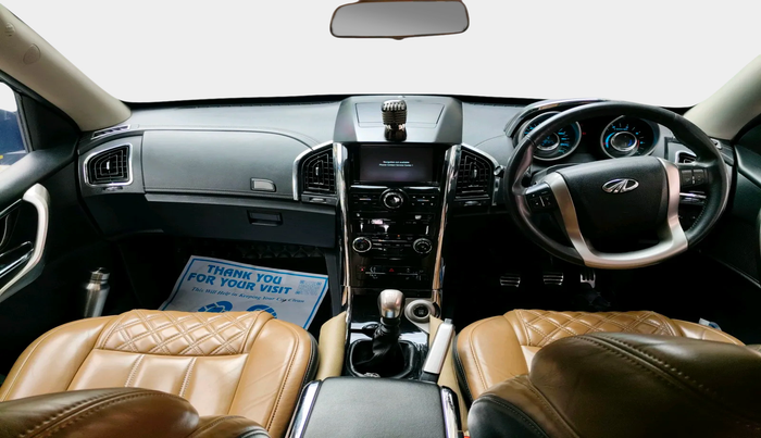 2018 Mahindra XUV500 W11, Diesel, Manual, 78,727 km, interior