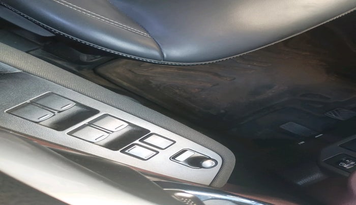 2023 Maruti Grand Vitara SIGMA SMART HYBRID, Petrol, Manual, 35,056 km, interior