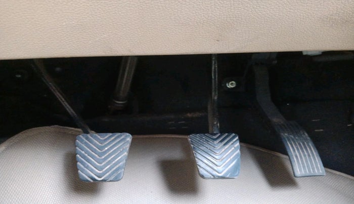 2013 Hyundai Verna FLUIDIC 1.6 VTVT SX, Petrol, Manual, 1,23,893 km, interior