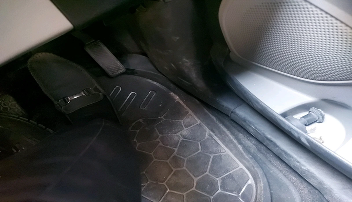 2016 Ford Ecosport AMBIENTE 1.5L PETROL, Petrol, Manual, 1,13,744 km, interior