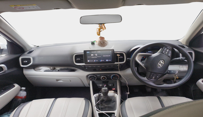2022 Hyundai VENUE S(O) 1.2, Petrol, Manual, 35,788 km, interior