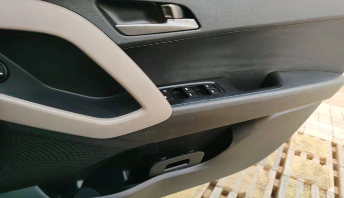 2016 Hyundai Creta SX PLUS 1.6 PETROL, Petrol, Manual, 68,806 km, interior