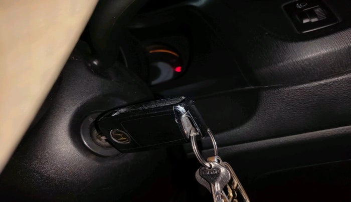 2014 Honda Amaze 1.5L I-DTEC S, Diesel, Manual, 2,05,548 km, interior