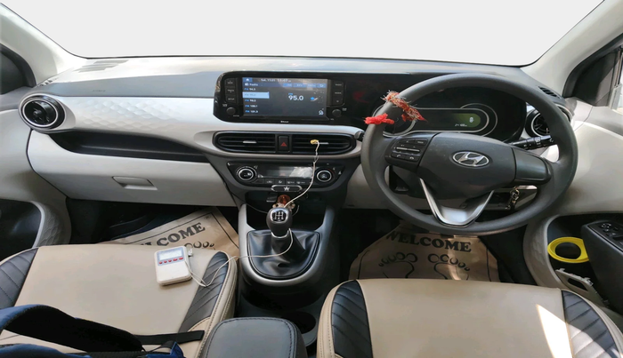 2020 Hyundai GRAND I10 NIOS SPORTZ 1.2 KAPPA VTVT, Petrol, Manual, 24,188 km, interior