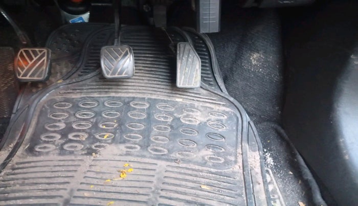 2017 Maruti Baleno ALPHA PETROL 1.2, Petrol, Manual, 31,660 km, interior