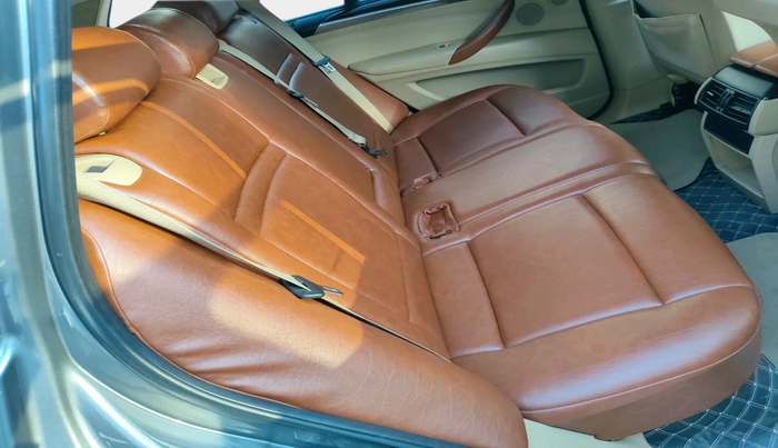 2011 BMW X5 3.0 D, Diesel, Automatic, 1,19,360 km, interior