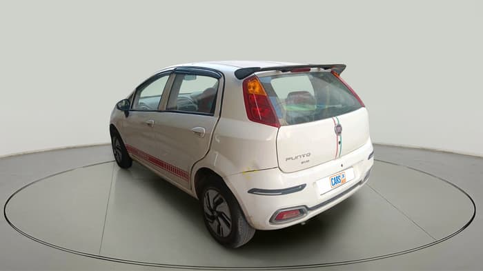 2017 Fiat Punto EVO DYNAMIC 1.3 MULTIJET 90 HP, Diesel, Manual, 1,06,483 km, exterior