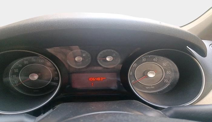 2017 Fiat Punto EVO DYNAMIC 1.3 MULTIJET 90 HP, Diesel, Manual, 1,06,483 km, interior