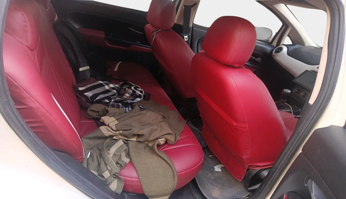 2017 Fiat Punto EVO DYNAMIC 1.3 MULTIJET 90 HP, Diesel, Manual, 1,06,483 km, interior