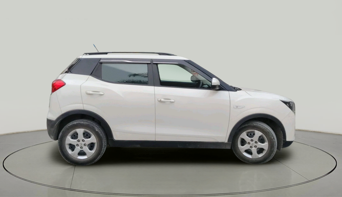 2022 Mahindra XUV300 W6 1.5 DIESEL AMT, Diesel, Automatic, 51,889 km, exterior