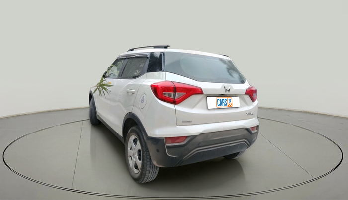 2022 Mahindra XUV300 W6 1.5 DIESEL AMT, Diesel, Automatic, 51,889 km, exterior