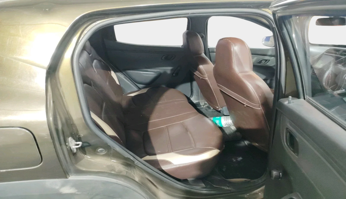 2016 Renault Kwid RXL, Petrol, Manual, 1,00,205 km, interior