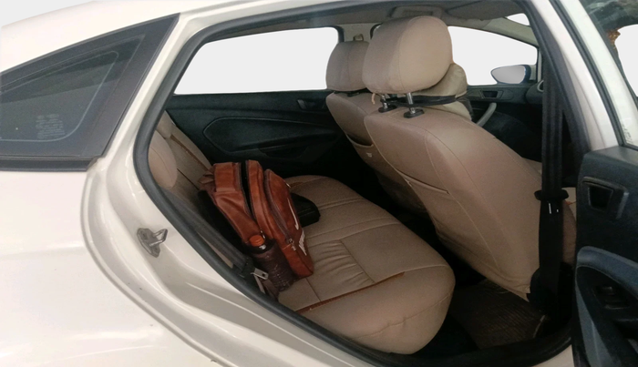 2012 Ford Fiesta STYLE DIESEL, Diesel, Manual, 1,14,749 km, interior