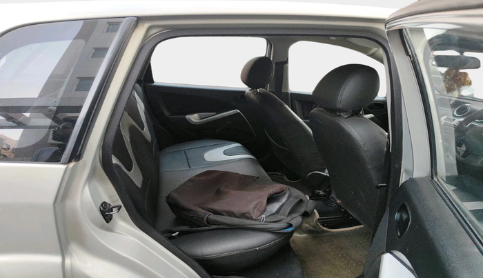 2011 Ford Figo ZXI 1.4 DIESEL, Diesel, Manual, 64,106 km, interior