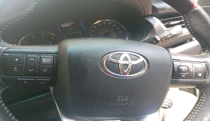 2018 Toyota Fortuner 2.8 4X2 MT, Diesel, Manual, 1,72,717 km, interior