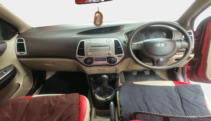 2010 Hyundai i20 MAGNA 1.2, Petrol, Manual, 1,06,232 km, interior