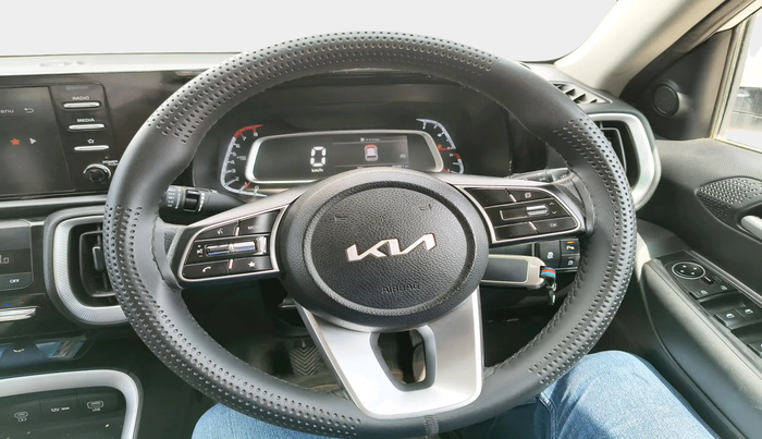 2024 KIA SONET HTK (O) 1.2 Petrol MT, Petrol, Manual, 40,481 km, interior