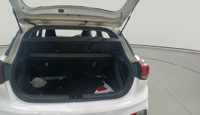 2018 Hyundai Elite i20 ASTA 1.4 CRDI (O), Diesel, Manual, 2,35,001 km, exterior