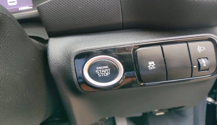 2023 KIA SONET HTK PLUS 1.0 IMT, Petrol, Manual, 19,600 km, interior