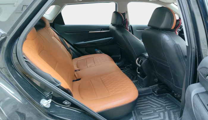 2023 KIA SONET HTK PLUS 1.0 IMT, Petrol, Manual, 19,600 km, interior