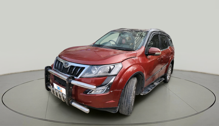 2015 Mahindra XUV500 W10, Diesel, Manual, 1,12,843 km, exterior