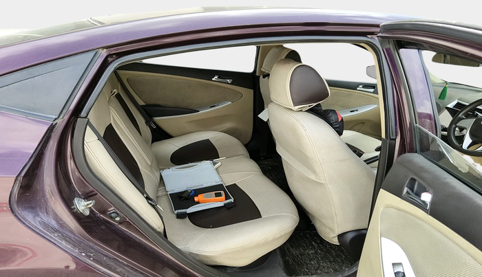 2011 Hyundai Verna FLUIDIC 1.4 VTVT, Petrol, Manual, 1,29,163 km, interior