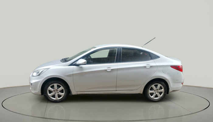 2011 Hyundai Verna FLUIDIC 1.6 VTVT EX, Petrol, Manual, 82,237 km, exterior