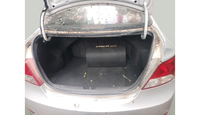 2011 Hyundai Verna FLUIDIC 1.6 VTVT EX, Petrol, Manual, 82,237 km, exterior
