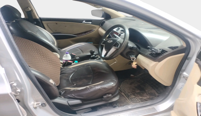 2011 Hyundai Verna FLUIDIC 1.6 VTVT EX, Petrol, Manual, 82,237 km, interior