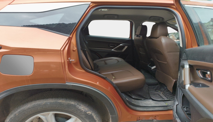 2019 Tata Harrier XZ 2.0L, Diesel, Manual, 1,38,019 km, interior