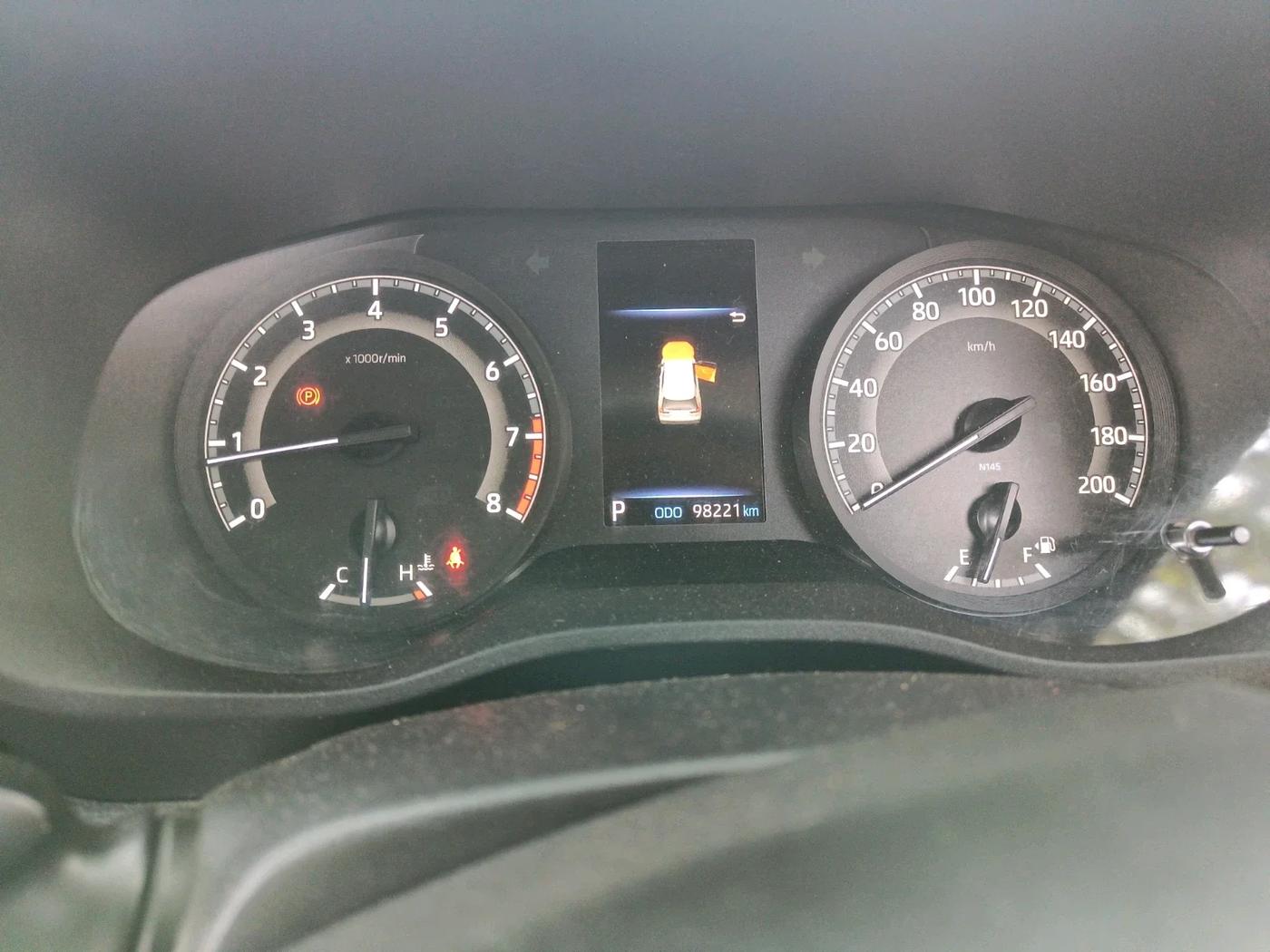 2023 Toyota INNOVA HYCROSS GX 7 STR, Petrol, Automatic, 98,221 km, interior