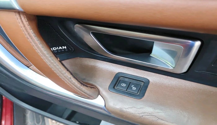 2017 Landrover DISCOVERY SPORT HSE, Diesel, Automatic, 93,555 km, interior