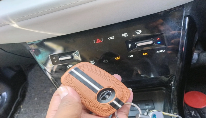 2023 Tata NEXON CREATIVE+ AMT 1.2 PETROL, Petrol, Automatic, 46,802 km, interior