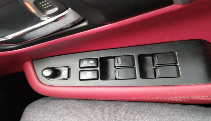 2023 Toyota URBAN CRUISER HYRYDER E NEO DRIVE, Petrol, Manual, 19,490 km, interior