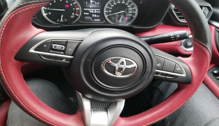 2023 Toyota URBAN CRUISER HYRYDER E NEO DRIVE, Petrol, Manual, 19,490 km, interior