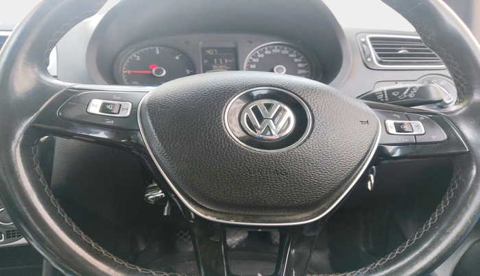 2017 Volkswagen Polo HIGHLINE1.5L, Diesel, Manual, 95,395 km, interior