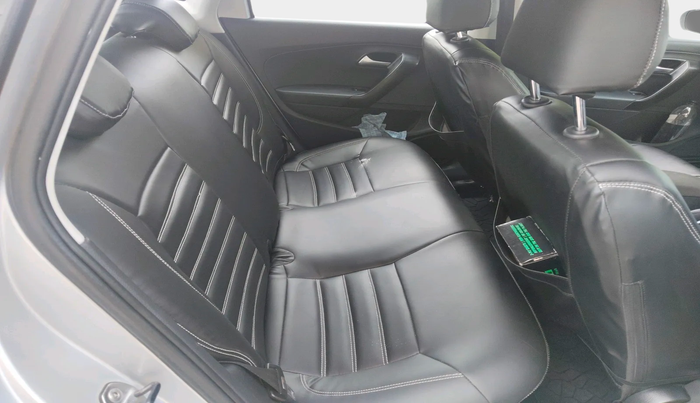 2017 Volkswagen Polo HIGHLINE1.5L, Diesel, Manual, 95,395 km, interior