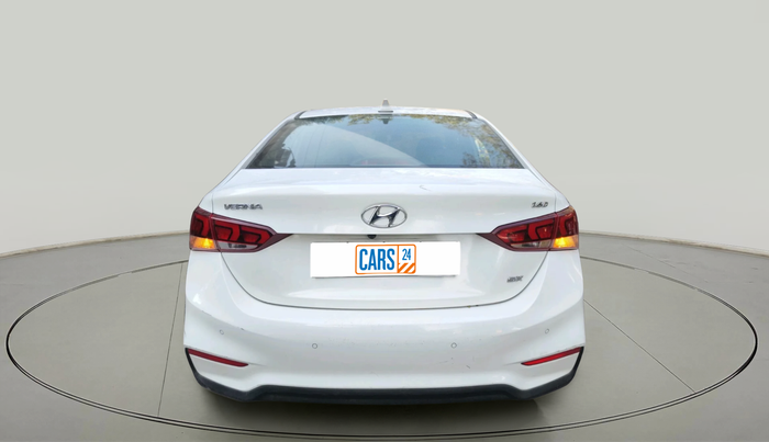 2017 Hyundai Verna 1.6 SX (O) CRDI MT, Diesel, Manual, 60,362 km, exterior