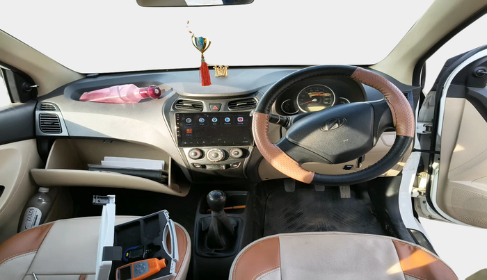 2018 Hyundai Eon MAGNA +, Petrol, Manual, 58,436 km, interior