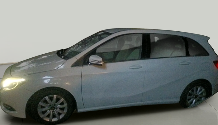 2013 Mercedes Benz B Class B180, Diesel, Automatic, 92,949 km, exterior