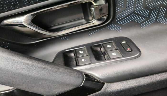 2021 Tata Harrier XZA PLUS 2.0L DARK EDITION, Diesel, Automatic, 1,08,158 km, interior