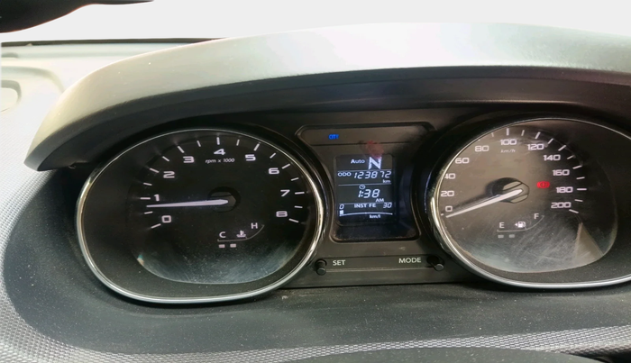 2018 Tata Tiago XZA PETROL, Petrol, Automatic, 1,23,872 km, interior
