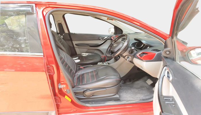 2018 Tata Tiago XZA PETROL, Petrol, Automatic, 1,23,872 km, interior